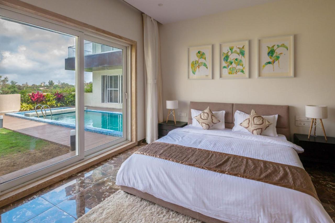 Villa Azul By Stayvista, Offering A Snooker Table, Terrace, Swimming Pool & A Spacious Lawn With A Charming Gazebo For A Perfect Getaway Lonavala Eksteriør bilde